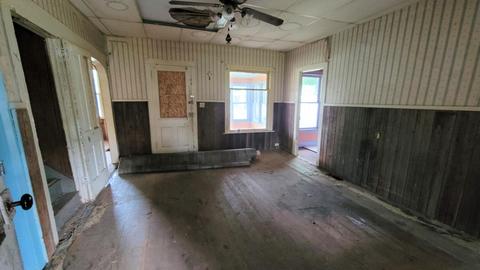 276 E Main St, Marcellus, MI 49067 photo 5