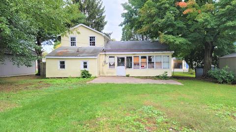 276 E Main St, Marcellus, MI 49067 photo 2
