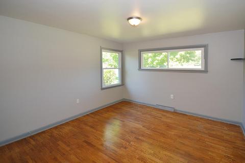 5378 E Main St, Kalamazoo, MI 49048 photo 9
