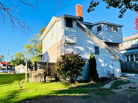 312 E Marshall St, Alma, MI 48801 photo 4