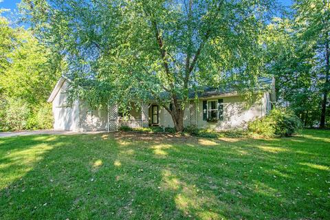 13488 Riverside Dr, Constantine, MI 49042 photo 1