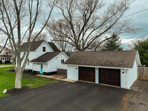 211 Beech St, Three Oaks, MI 49128 photo 3