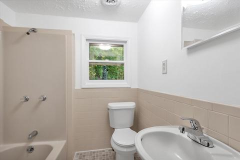 3068 Baseline Rd, Allegan, MI 49010 photo 10