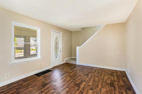 1407 E North St, Jackson, MI 49202 photo 9