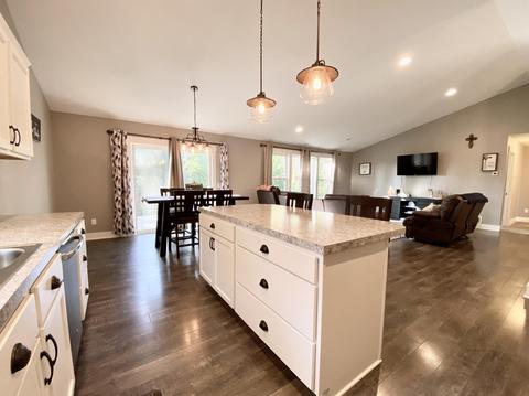 4280 20th St, Dorr, MI 49323 photo 9