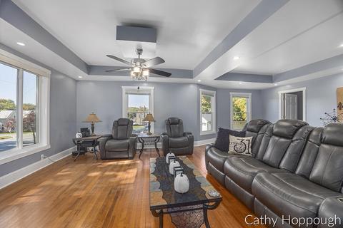 420 E Bridge St, Lyons, MI 48851 photo 9