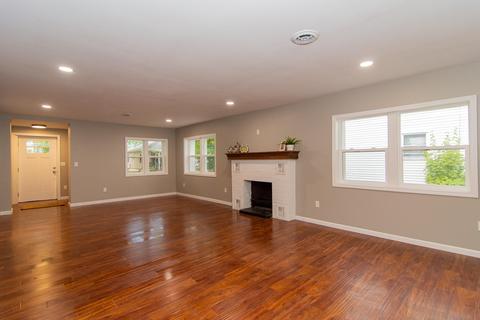 1341 Eagle St, Niles, MI 49120 photo 5