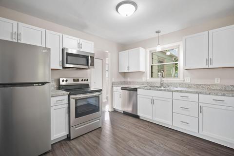 207 2nd St, Addison, MI 49220 photo 7