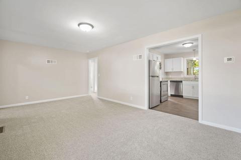 207 2nd St, Addison, MI 49220 photo 6