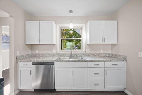207 2nd St, Addison, MI 49220 photo 9