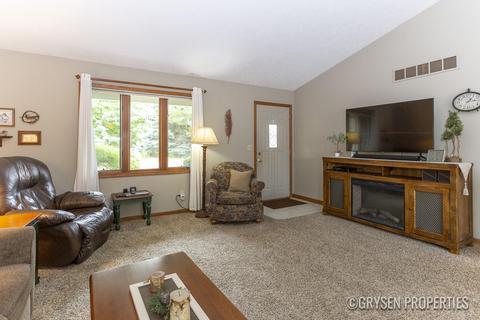 1944 Cedarbrook Dr, Jenison, MI 49428 photo 6