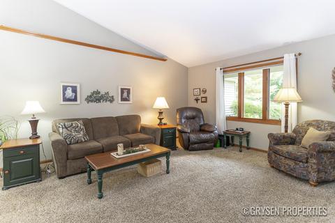 1944 Cedarbrook Dr, Jenison, MI 49428 photo 5