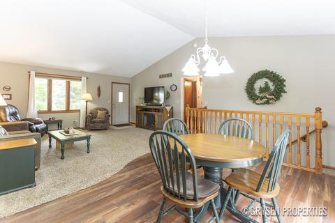 1944 Cedarbrook Dr, Jenison, MI 49428 photo 10