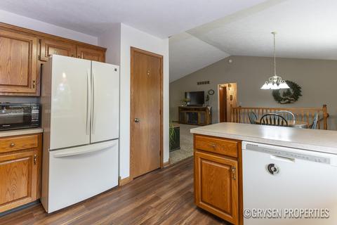 1944 Cedarbrook Dr, Jenison, MI 49428 photo 14