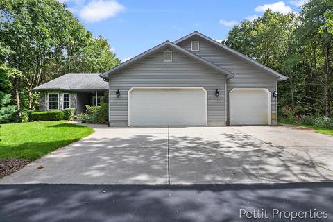 7144 Riverwood Dr, Belding, MI 48809 photo 1