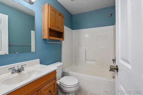 7144 Riverwood Dr, Belding, MI 48809 photo 13