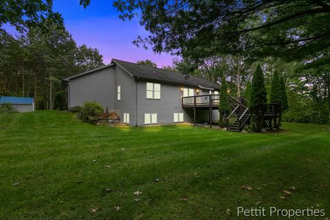 7144 Riverwood Dr, Belding, MI 48809 photo 45