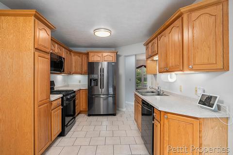 7144 Riverwood Dr, Belding, MI 48809 photo 8