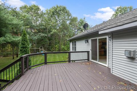 7144 Riverwood Dr, Belding, MI 48809 photo 32