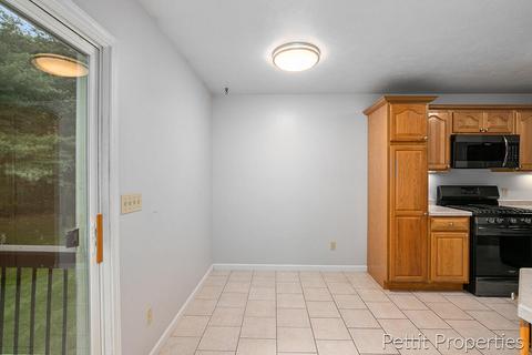 7144 Riverwood Dr, Belding, MI 48809 photo 7