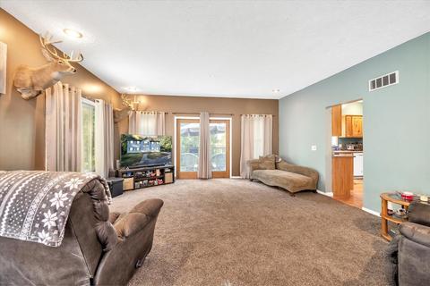514 Hudson Ave, Jackson, MI 49203 photo 8