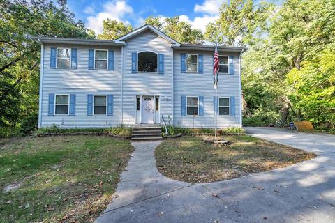 514 Hudson Ave, Jackson, MI 49203 photo 2