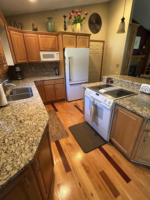1823 Bunting Rd, Jackson, MI 49201 photo 3