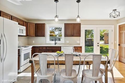 6 Walnut St, Three Oaks, MI 49128 photo 5