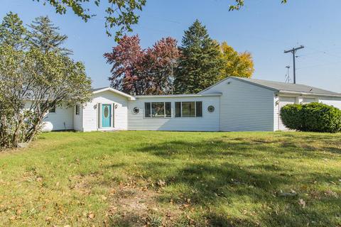 10944 Houvener Rd, Delton, MI 49046 photo 2