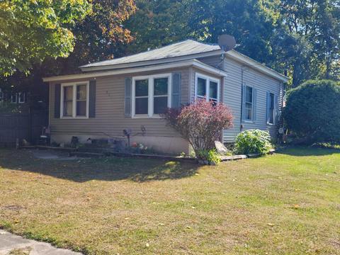 331 W Bridge St, Lyons, MI 48851 photo 1