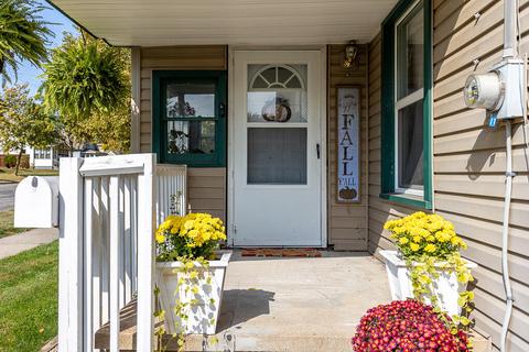 719 Ellery Ave, Jackson, MI 49202 photo 4