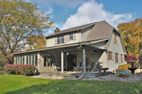 707 Coral Rd NE, Edmore, MI 48829 photo 2