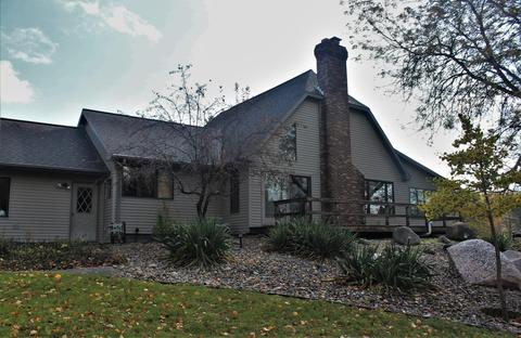 707 Coral Rd NE, Edmore, MI 48829 photo 5