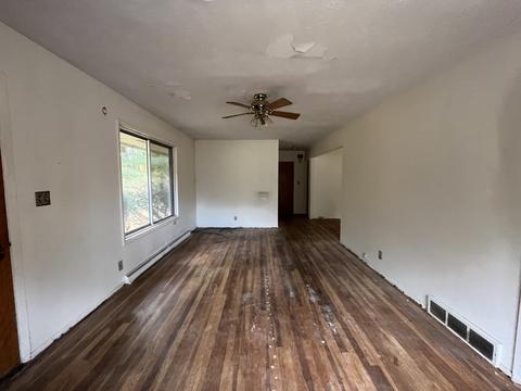 922 Roselle St, Jackson, MI 49201 photo 3