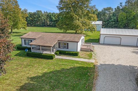 65225 Constantine Rd, Constantine, MI 49042 photo 3