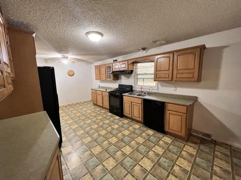 4594 Rives Junction Rd, Jackson, MI 49201 photo 4