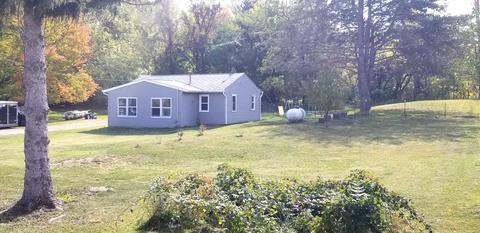 2176 E Glendora Rd, Buchanan, MI 49107 photo 2