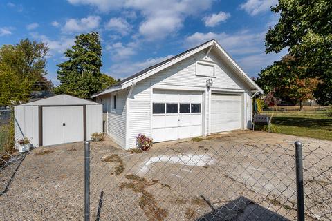 530 Saint Clair Ave, Jackson, MI 49202 photo 8