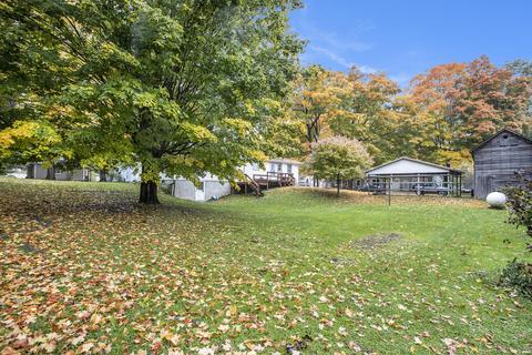 355 Cherry St, Freeport, MI 49325 photo 34
