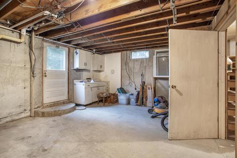 355 Cherry St, Freeport, MI 49325 photo 22