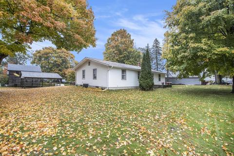355 Cherry St, Freeport, MI 49325 photo 29