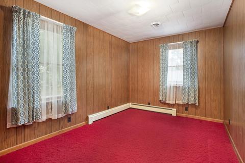 355 Cherry St, Freeport, MI 49325 photo 18