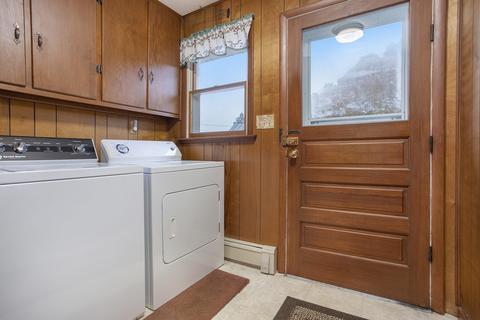 355 Cherry St, Freeport, MI 49325 photo 21