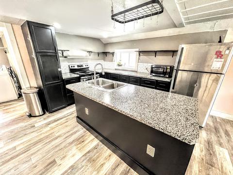 516 Division St, Big Rapids, MI 49307 photo 5