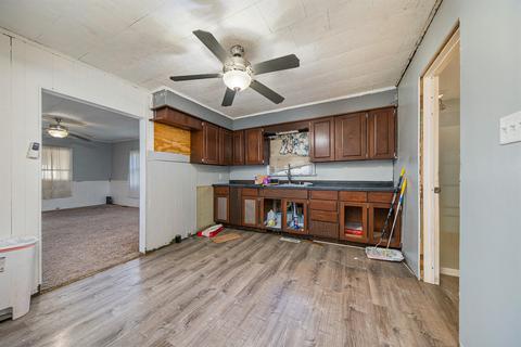 17226 Roys Rd, Constantine, MI 49042 photo 9