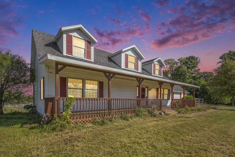 25362 M 60, Cassopolis, MI 49031 photo 3