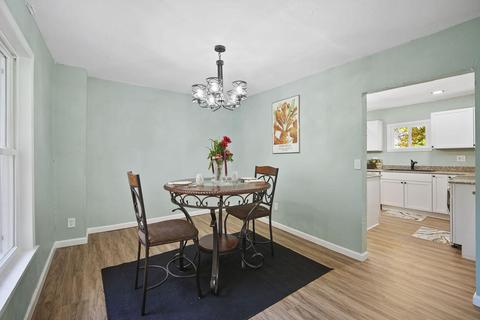 740 N Waterloo Ave, Jackson, MI 49202 photo 9