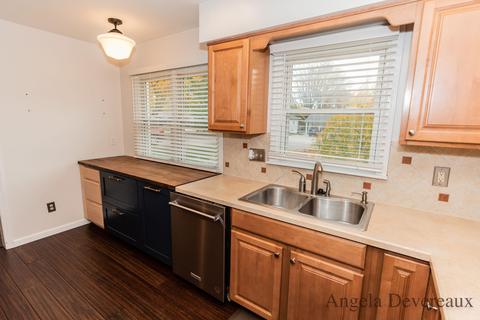 189 Pineview Dr, Alma, MI 48801 photo 8