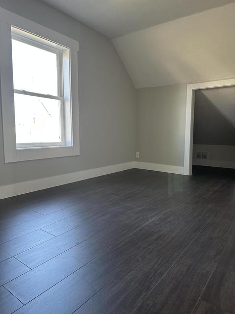 115 W Division St, Belding, MI 48809 photo 18