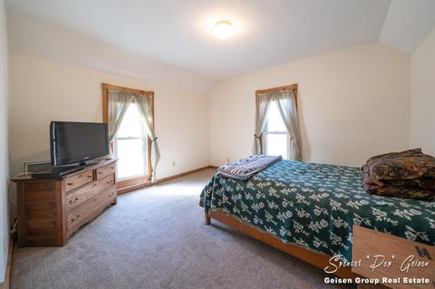 514 N Bridge St, Belding, MI 48809 photo 22